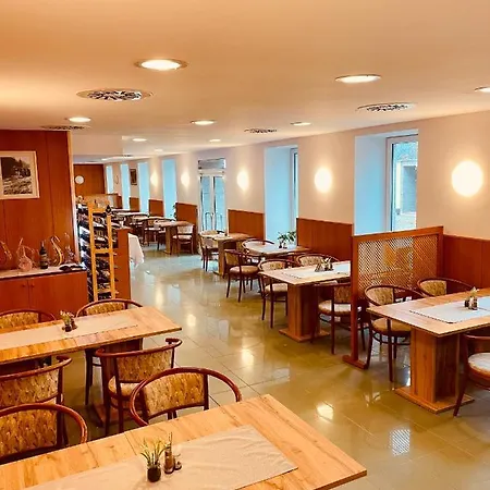 Hotel Adria 3*