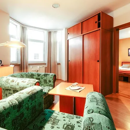 Adria Hotel 3*